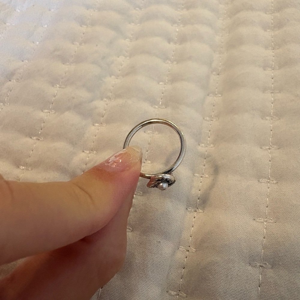 Pandora Statement Ring With Pearl - image 2